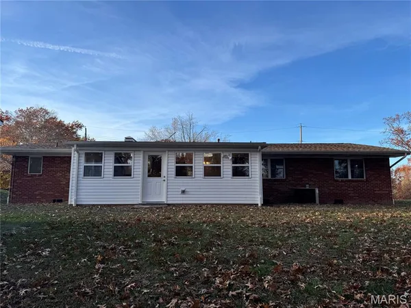 $289,900 | 1505 Rosewood Drive, Jefferson City, MO 65101