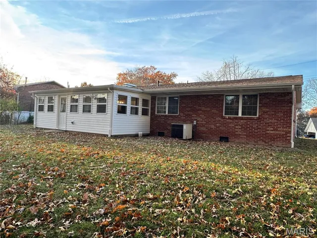 $294,900 | 1505 Rosewood Drive, Jefferson City, MO 65101