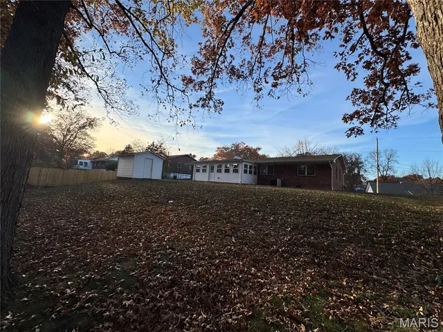 $294,900 | 1505 Rosewood Drive, Jefferson City, MO 65101