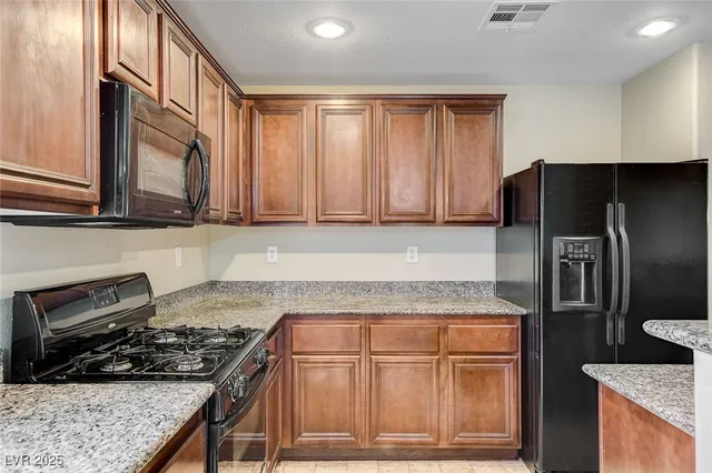 $1,900 | 1167 Paradise River Road, Henderson, NV 89002