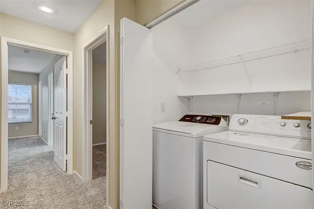 $1,900 | 1167 Paradise River Road, Henderson, NV 89002