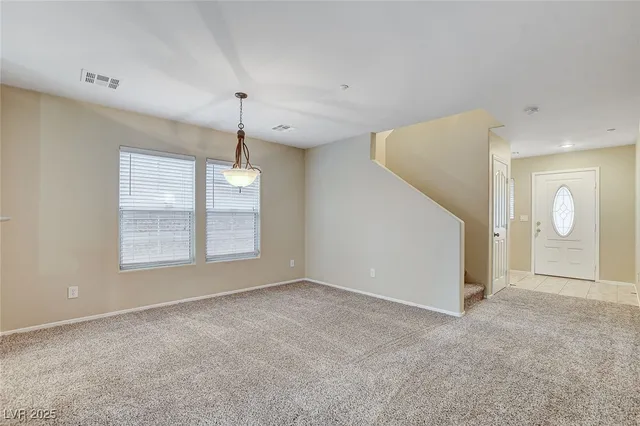 $1,900 | 1167 Paradise River Road, Henderson, NV 89002