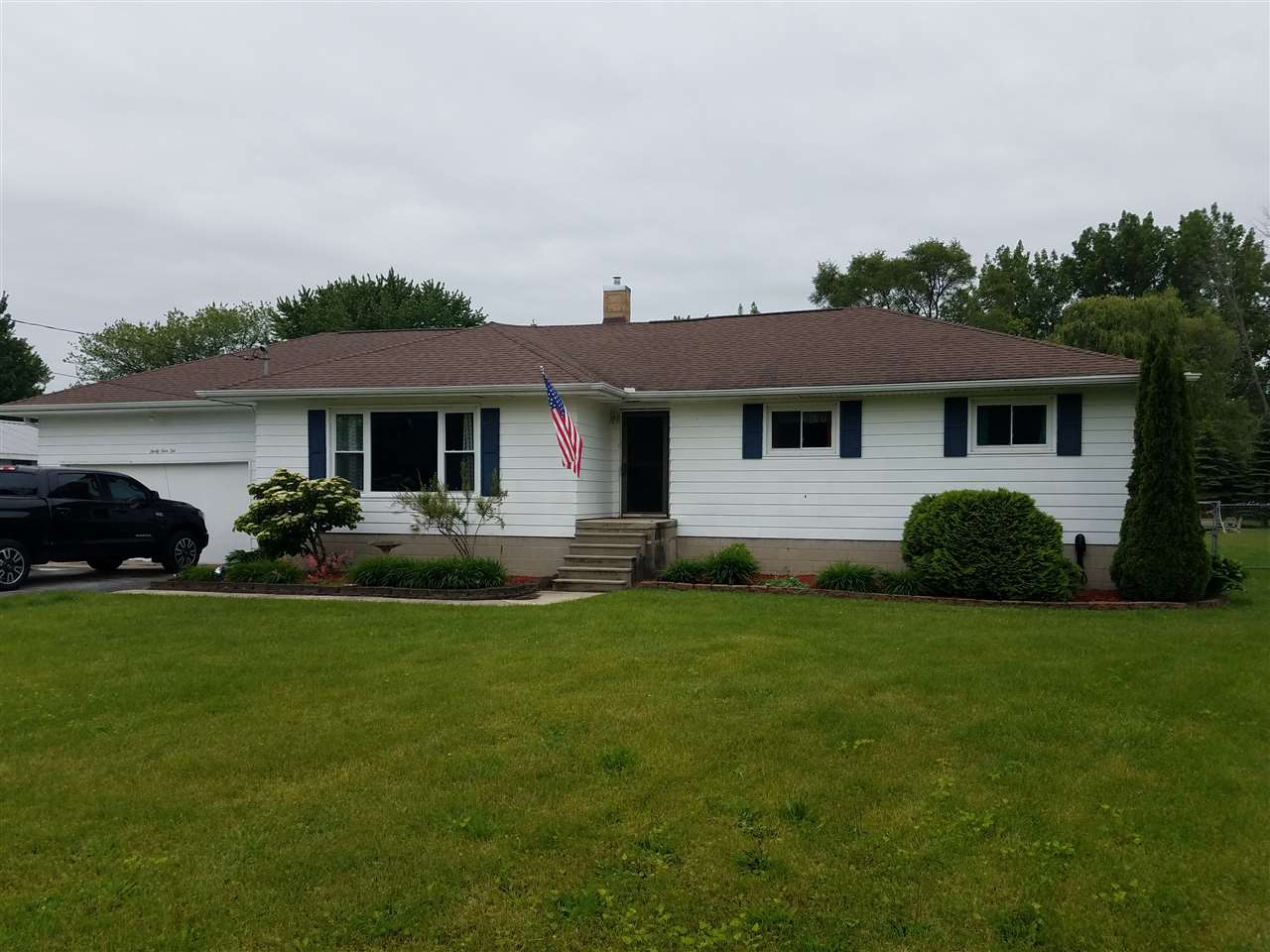 3910 Smith Road Bay City, MI 48706 - Photo 1 of 16 Gallery Image 1