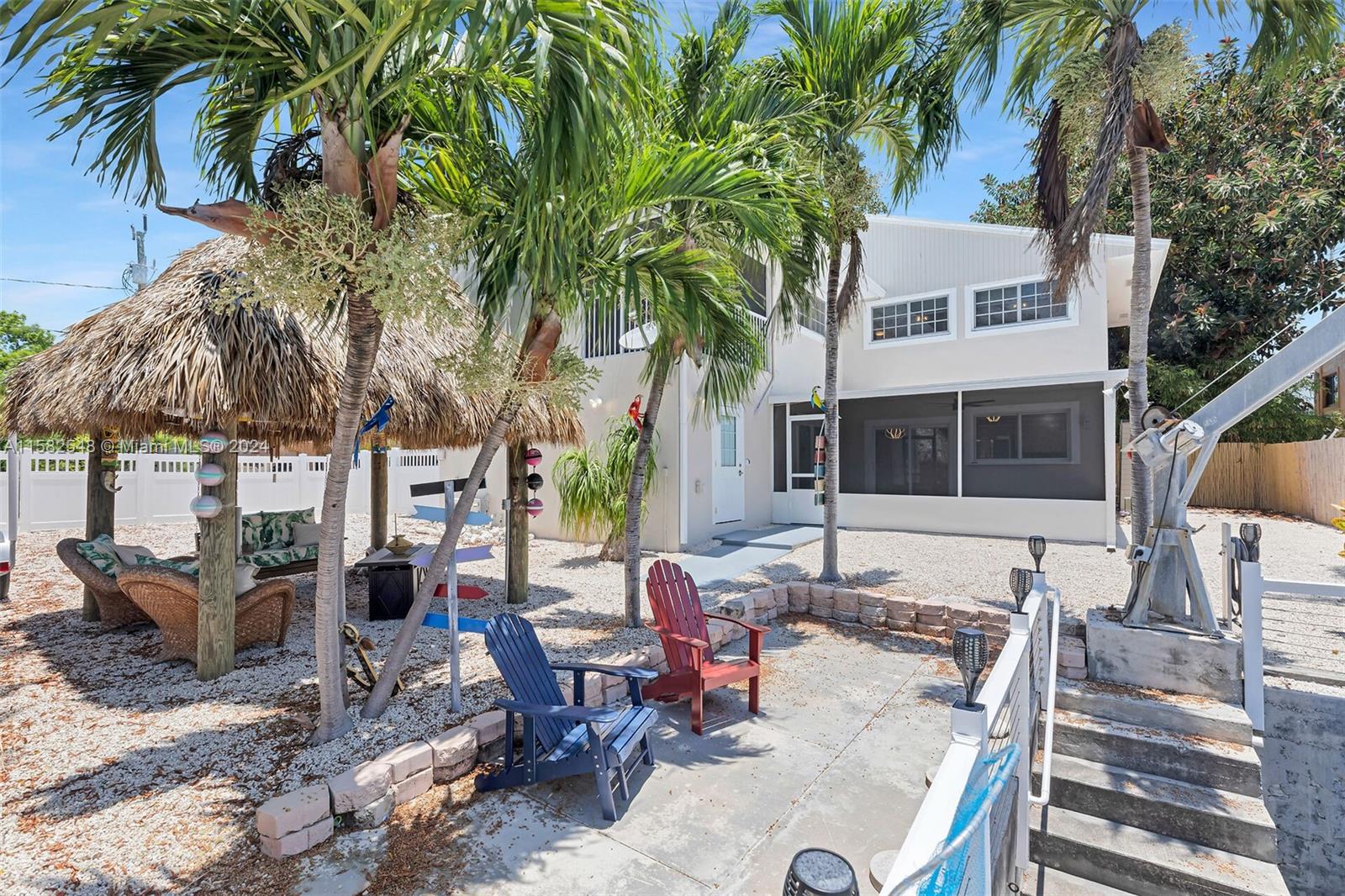 916 Red Bird Road Key Largo, FL 33037 - Photo 15 of 53 Gallery Image 15