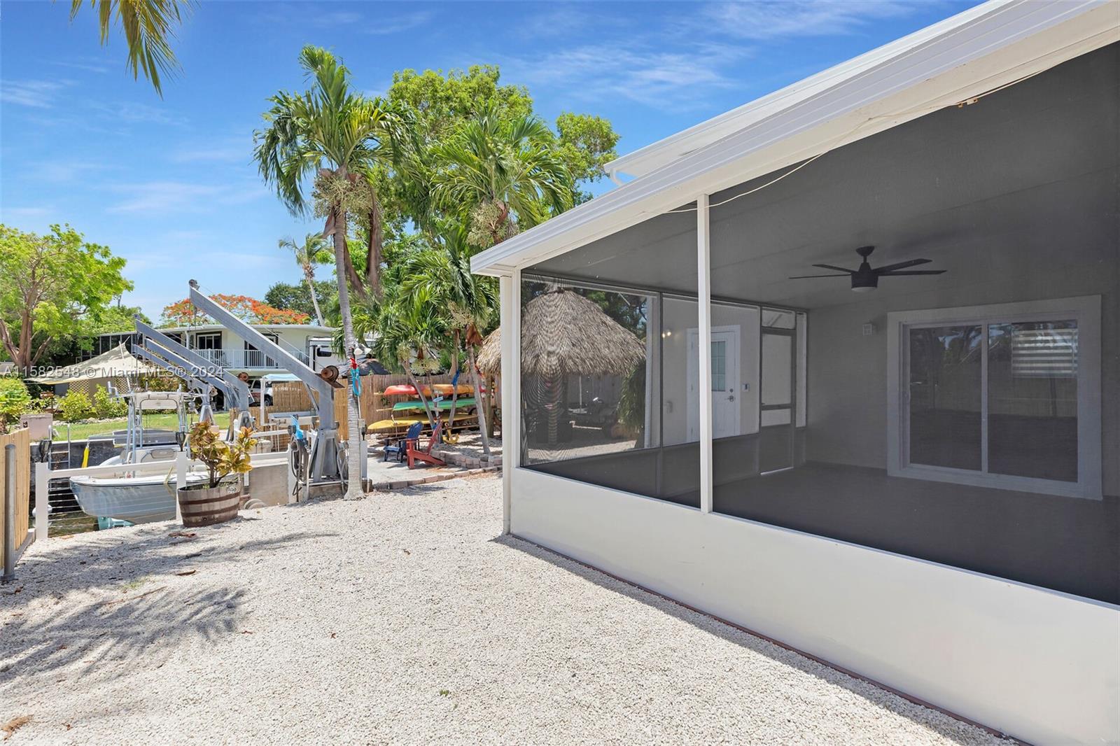 916 Red Bird Road Key Largo, FL 33037 - Photo 16 of 53 Gallery Image 16