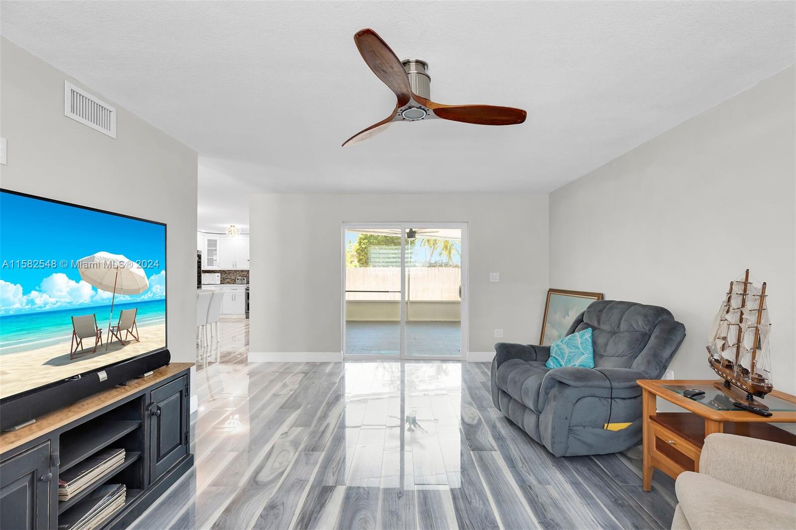 916 Red Bird Road Key Largo, FL 33037 - Photo 27 of 53 Gallery Image 27