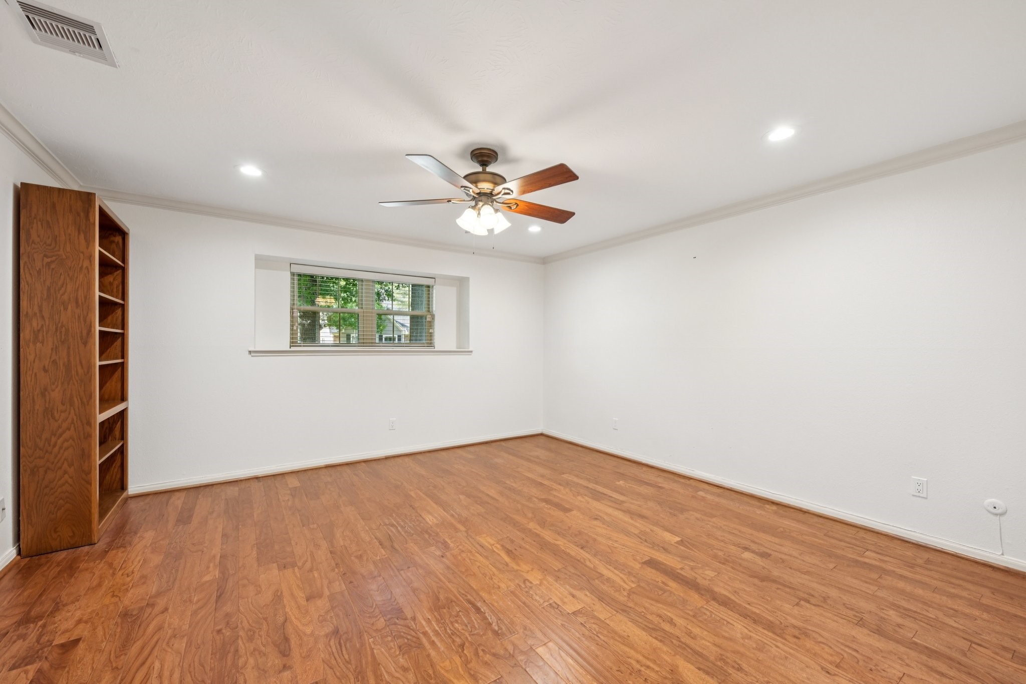 11003 Overbrook Lane Houston, TX 77042 - Photo 19 of 41