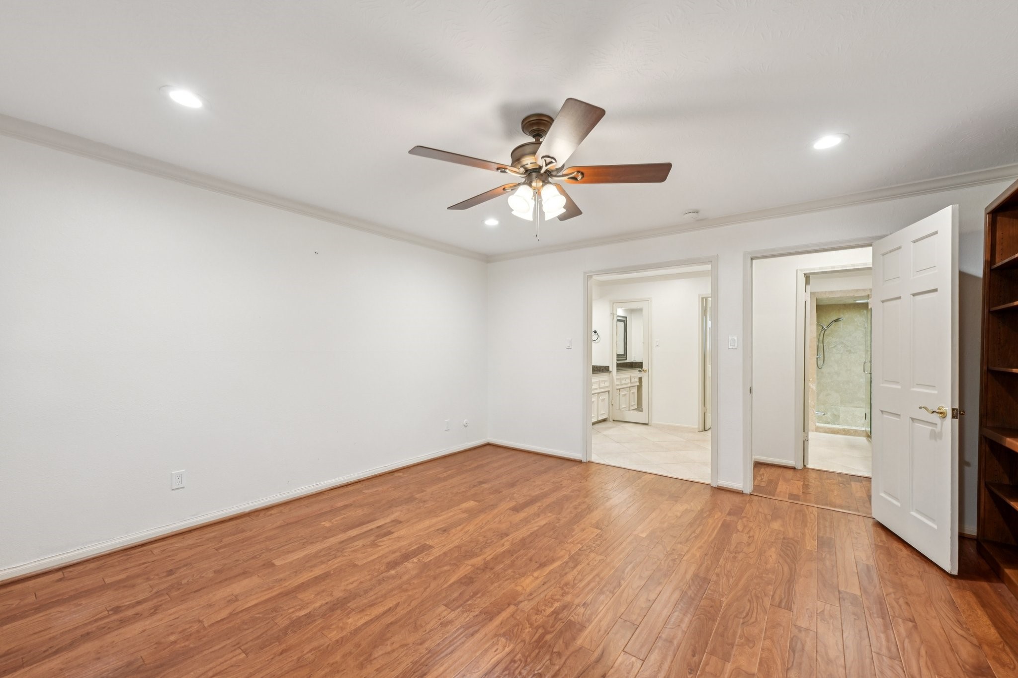 11003 Overbrook Lane Houston, TX 77042 - Photo 21 of 41