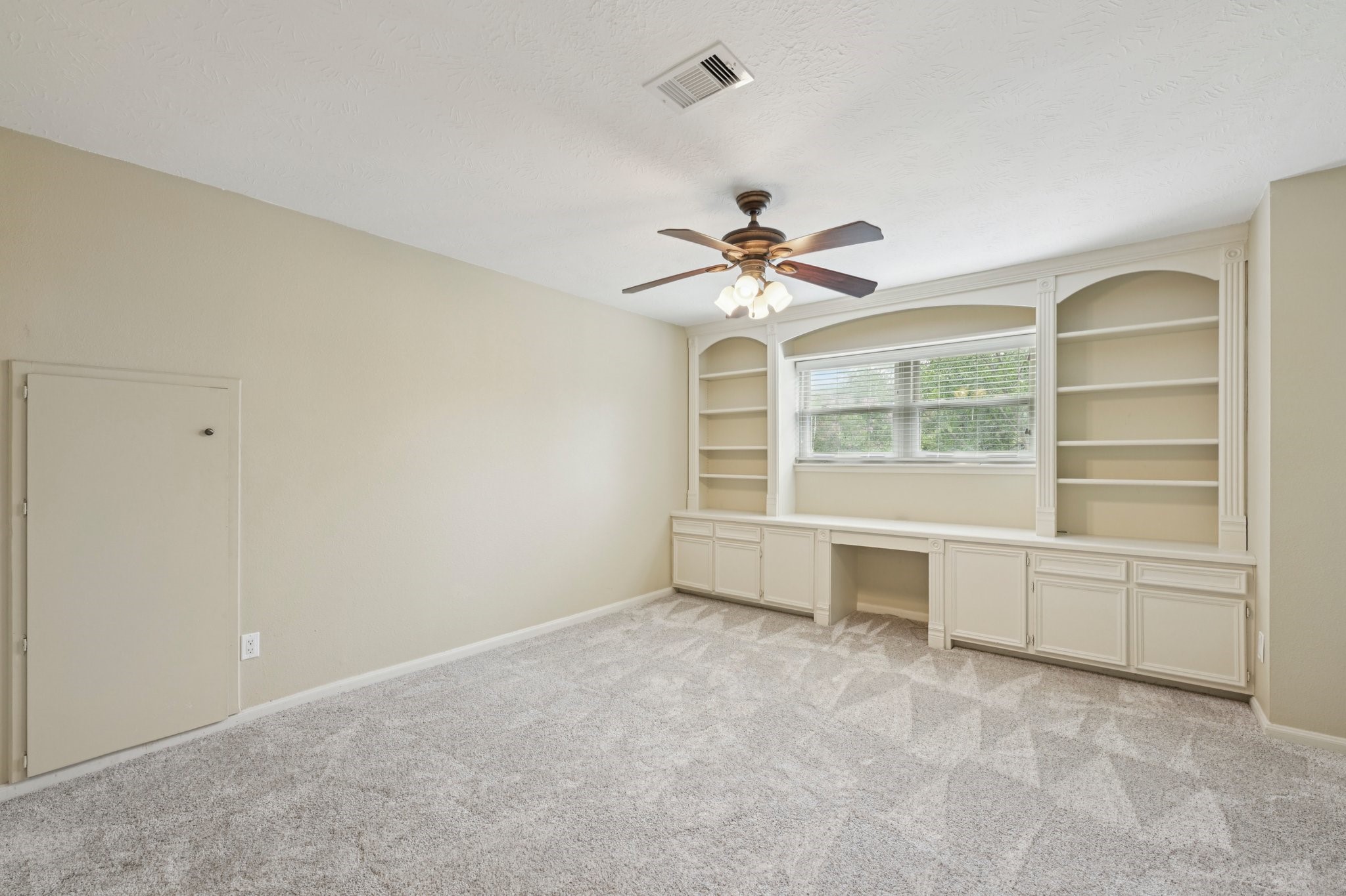 11003 Overbrook Lane Houston, TX 77042 - Photo 27 of 41