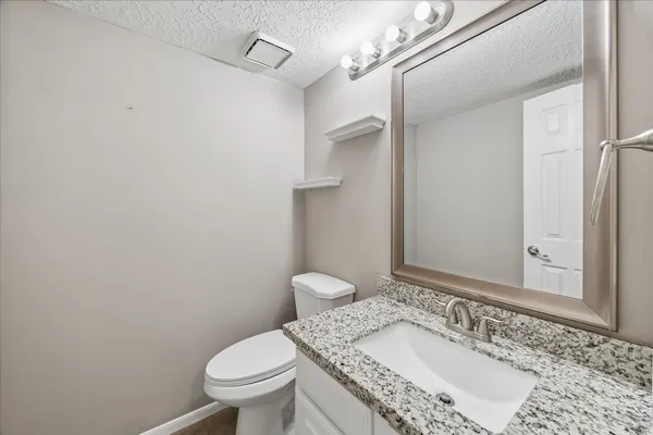 $2,800 | 12526 Mill Hedge Drive, Houston, TX 77070