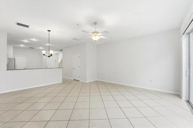 $2,300 | 1059 Albany Court, Unit 218, Naples, FL 34105