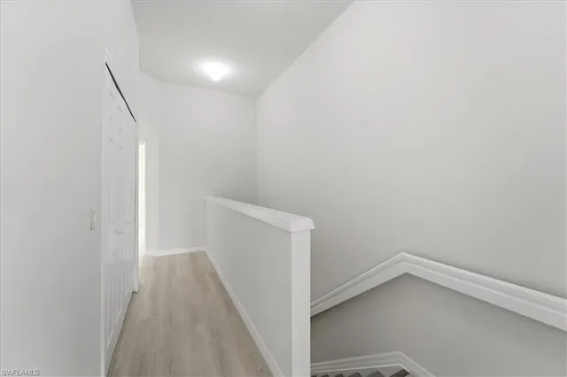 $2,300 | 1059 Albany Court, Unit 218, Naples, FL 34105