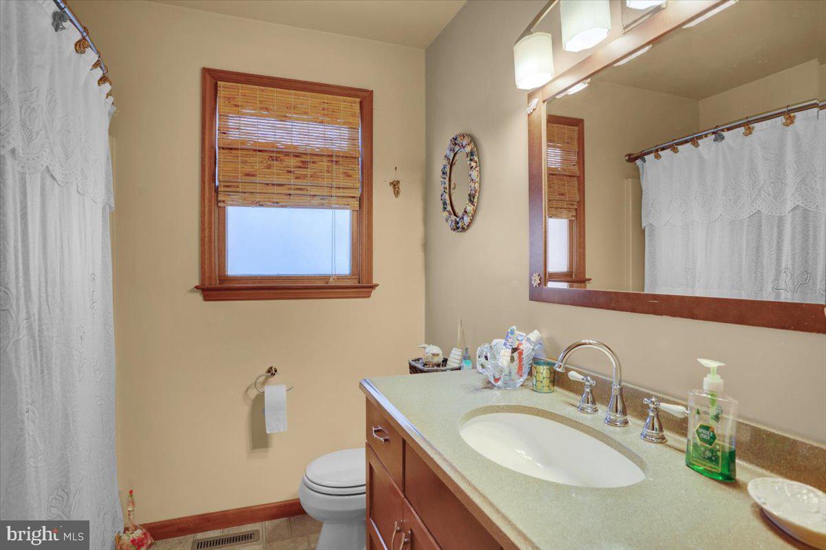 262 Arlington Street Reading, PA 19611 - Photo 19 of 25