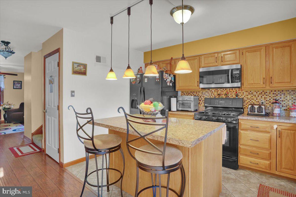 262 Arlington Street Reading, PA 19611 - Photo 7 of 25