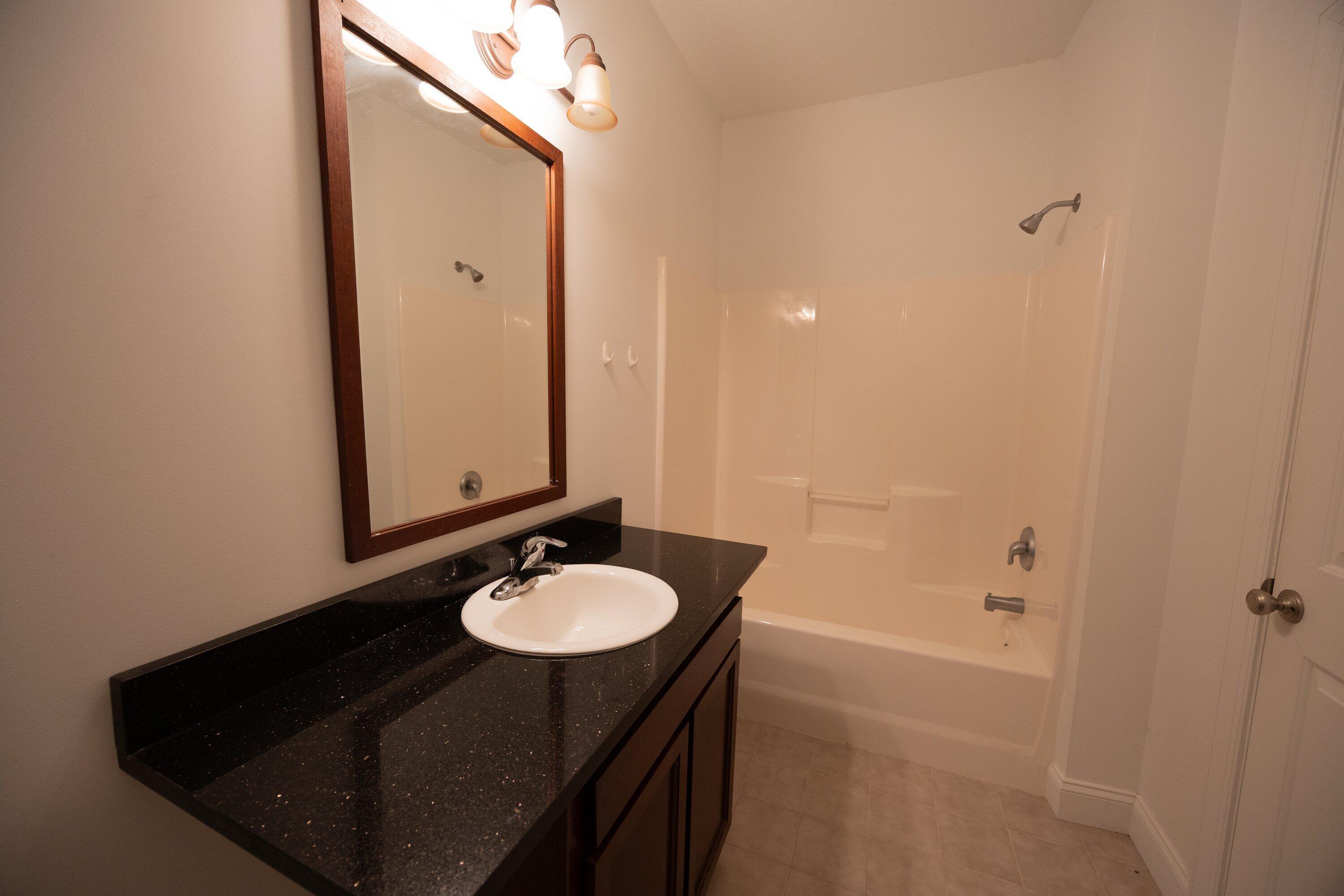 4712 Westervelt Road Meggett, SC 29449 - Photo 22 of 34 Full Bathroom Ground Level