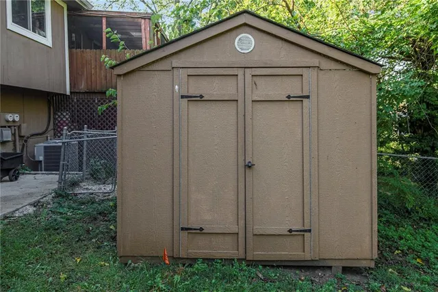 $255,000 | 7526 Monrovia Street, Lenexa, KS 66216