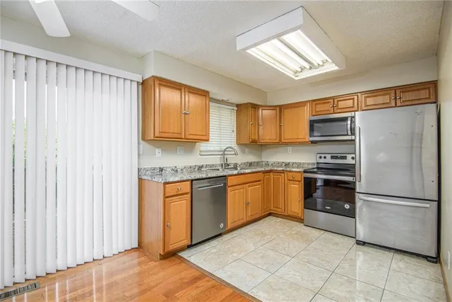 $255,000 | 7526 Monrovia Street, Lenexa, KS 66216