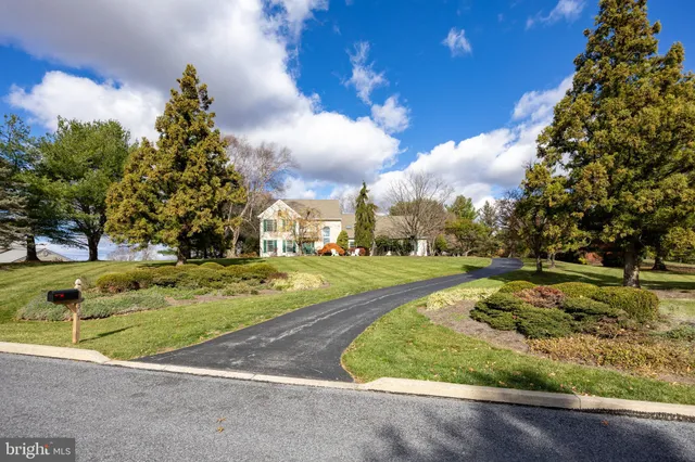 $799,900 | 347 Harshaw Drive, Chester Springs, PA 19425