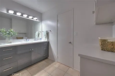 $808,000 | 209 South Chandler Avenue, Unit B, Monterey Park, CA 91754