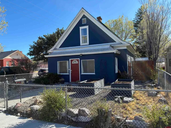 $185,000 | 1002 State Avenue, Alamosa, CO 81101