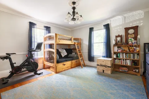 $3,100 | 327 Lafayette Street, Unit 2, Salem, MA 01970