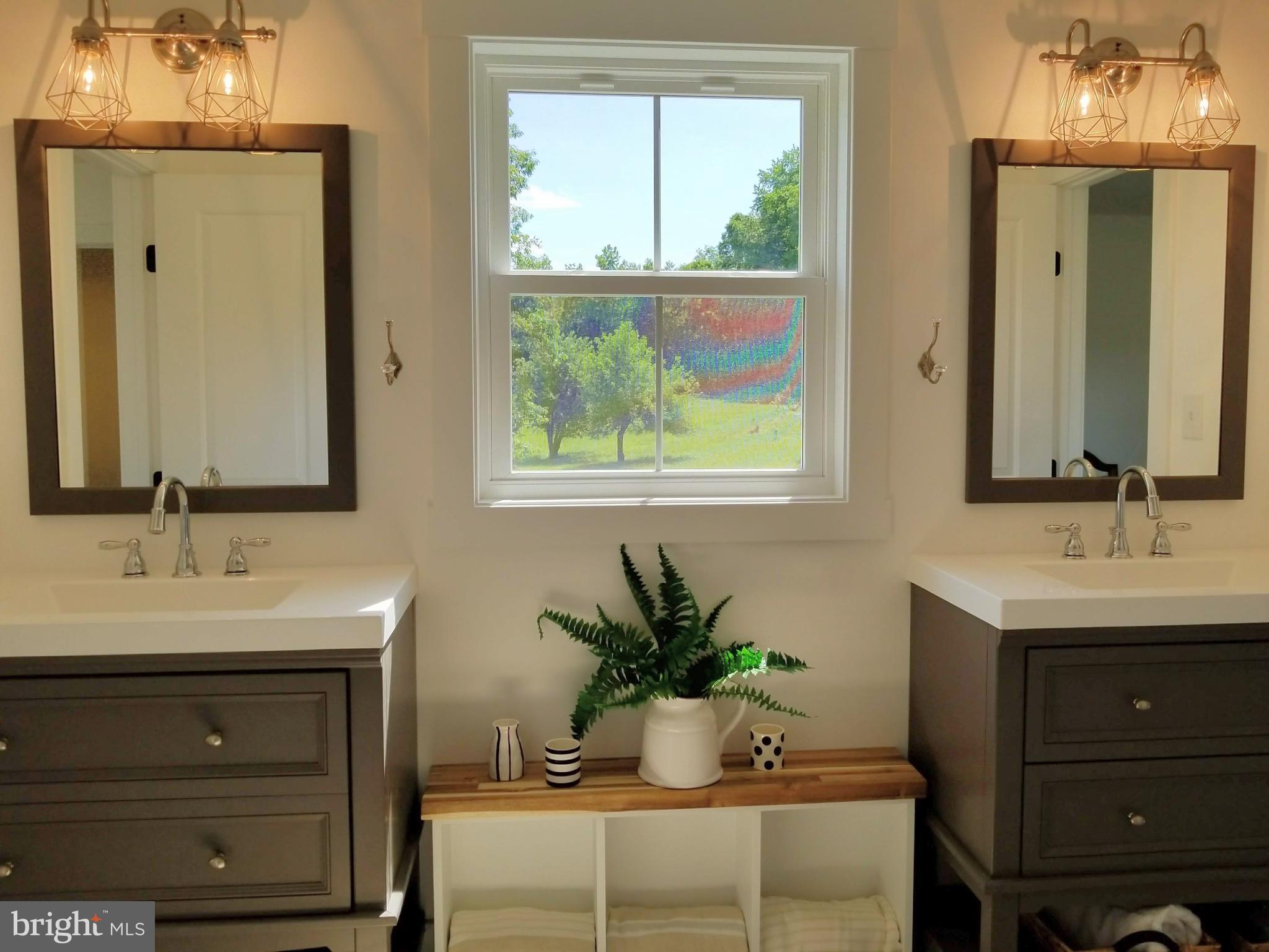 110 Prouse Road Queenstown, MD 21658 - Photo 22 of 30 Jack & Jill style bathroom with a view!
