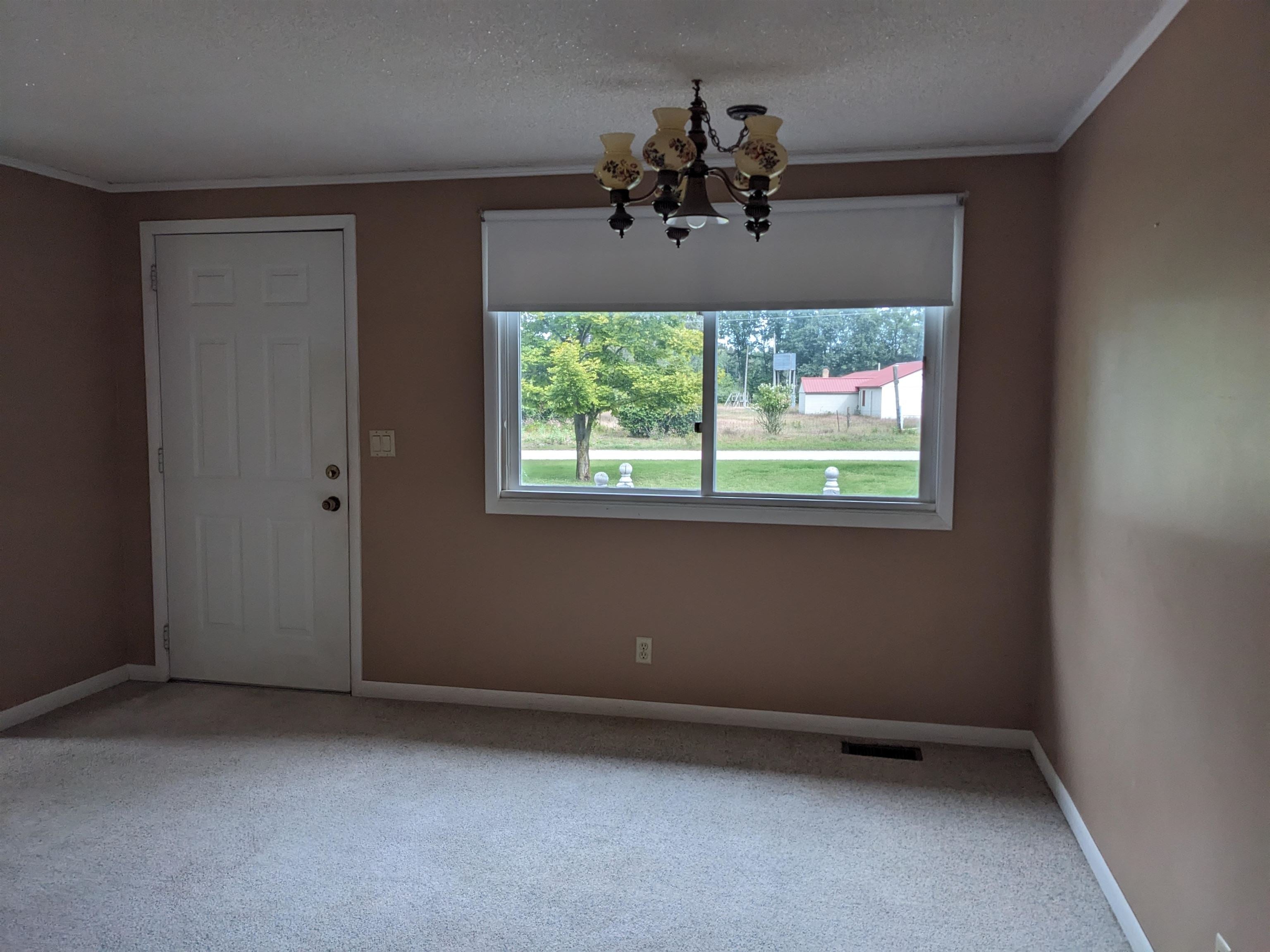 4711 North Elevator Road Pinconning, MI 48650 - Photo 15 of 24 Gallery Image 15