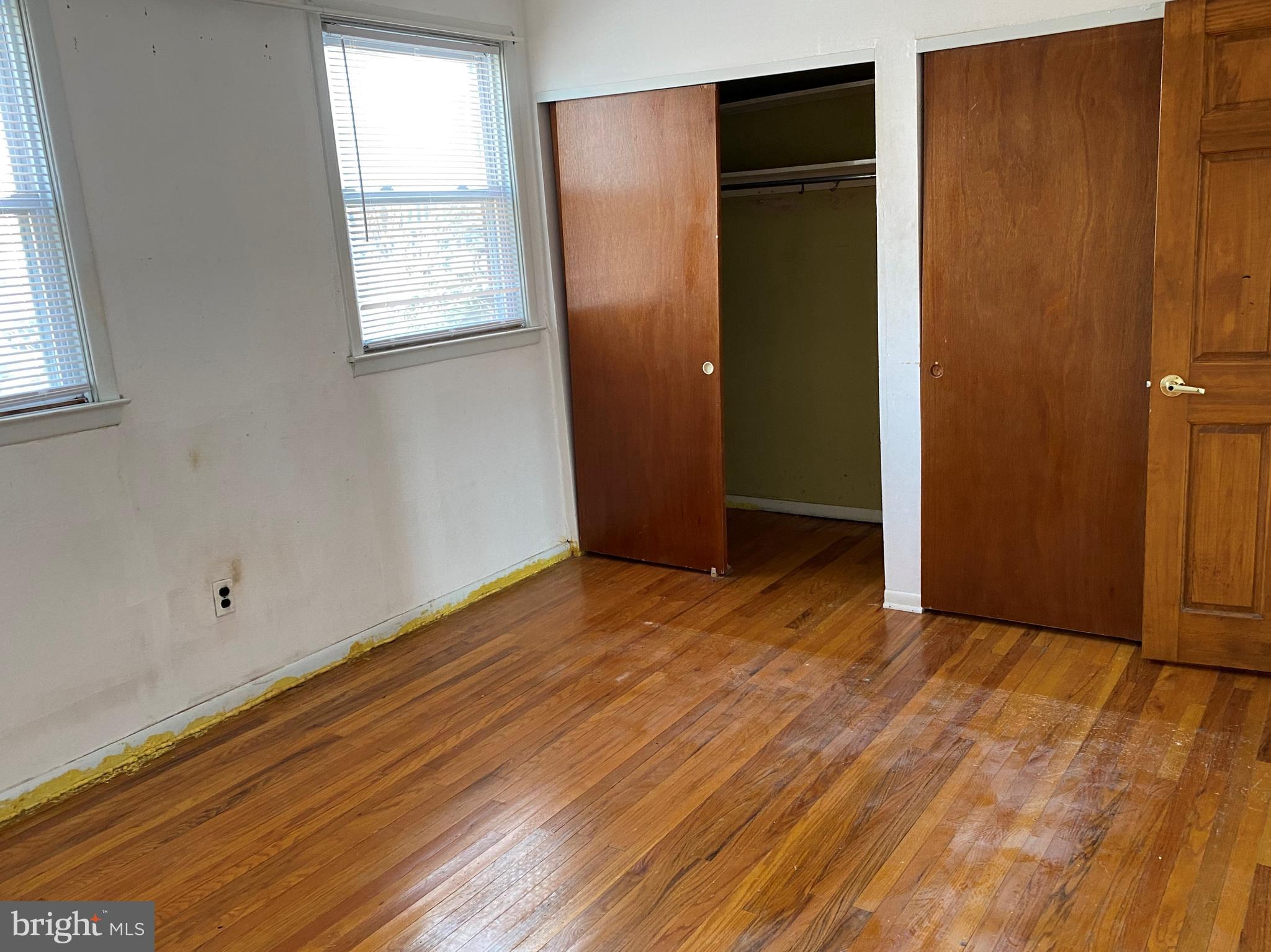 7403 Hill Road Philadelphia, PA 19128 - Photo 14 of 27 Main bedroom