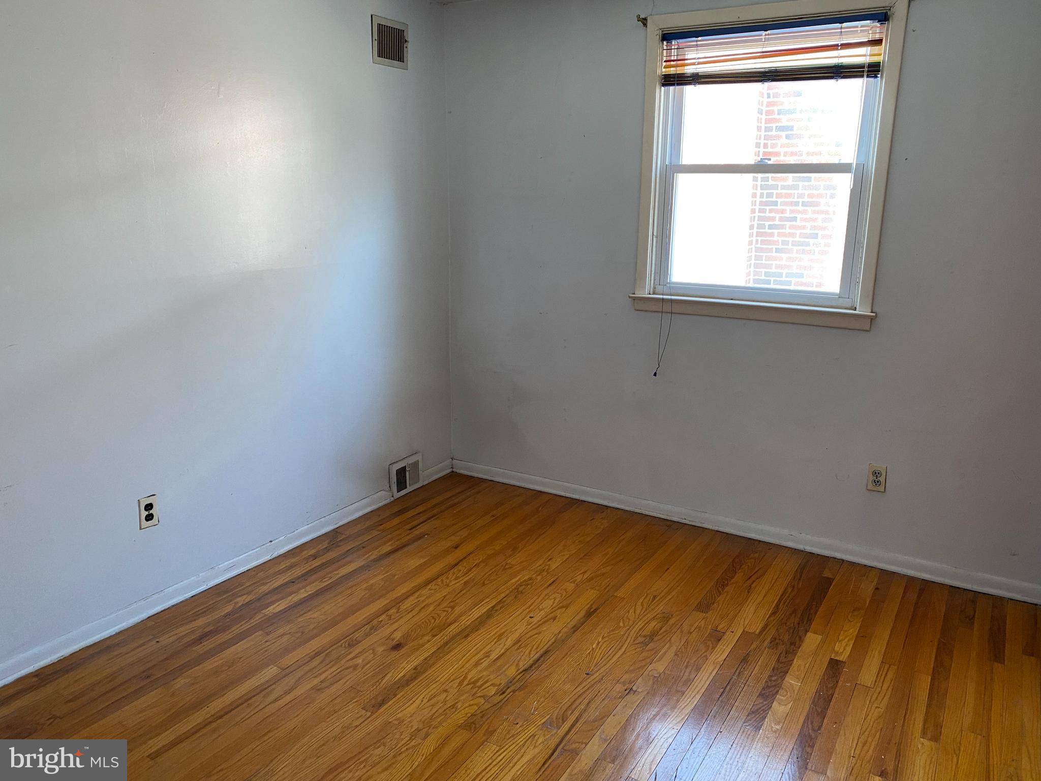 7403 Hill Road Philadelphia, PA 19128 - Photo 15 of 27 2nd bedroom