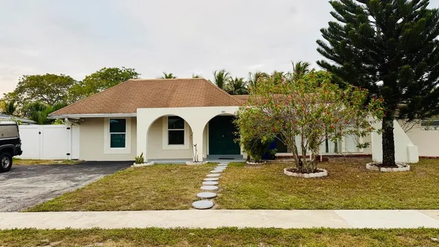$3,200 | 931 Hibiscus Drive, Royal Palm Beach, FL 33411