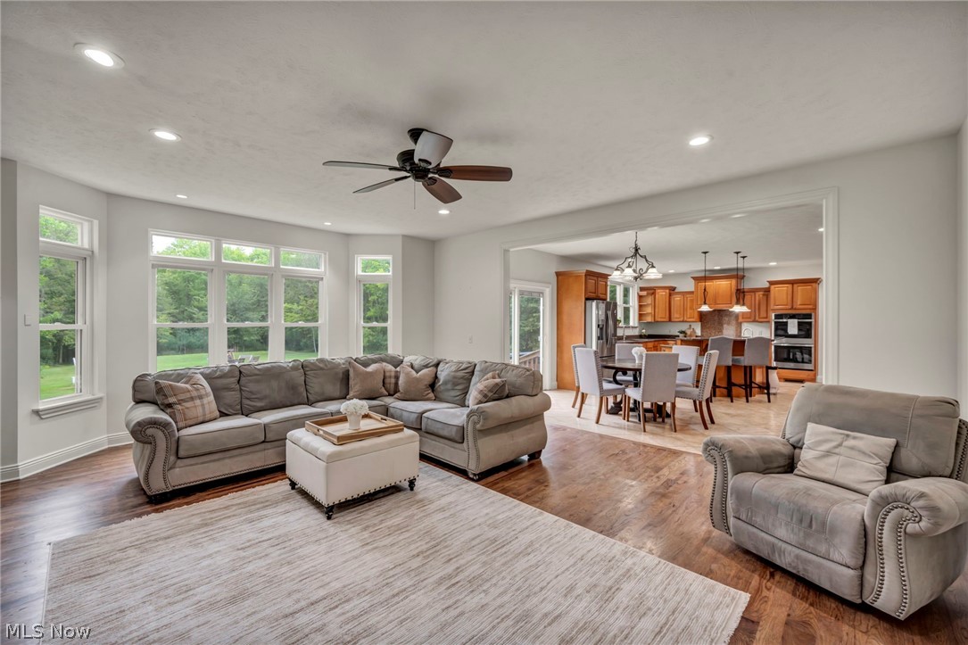 12105 Girdled Road Painesville, OH 44077 - Photo 16 of 50