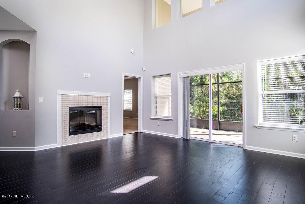 6199 White Tip Road, Unit 4 Jacksonville, FL 32258 - Photo 12 of 35 familyroom2(1of1)