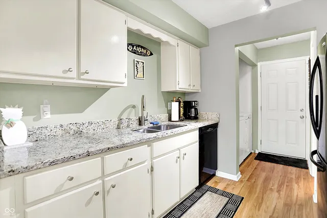 $354,000 | 324 East 7th Street, Indianapolis, IN 46202