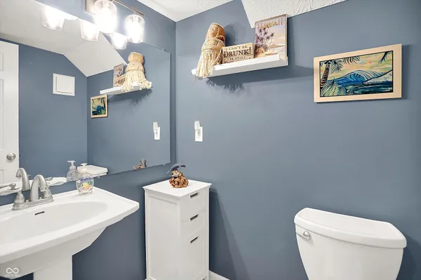 $344,000 | 324 East 7th Street, Indianapolis, IN 46202