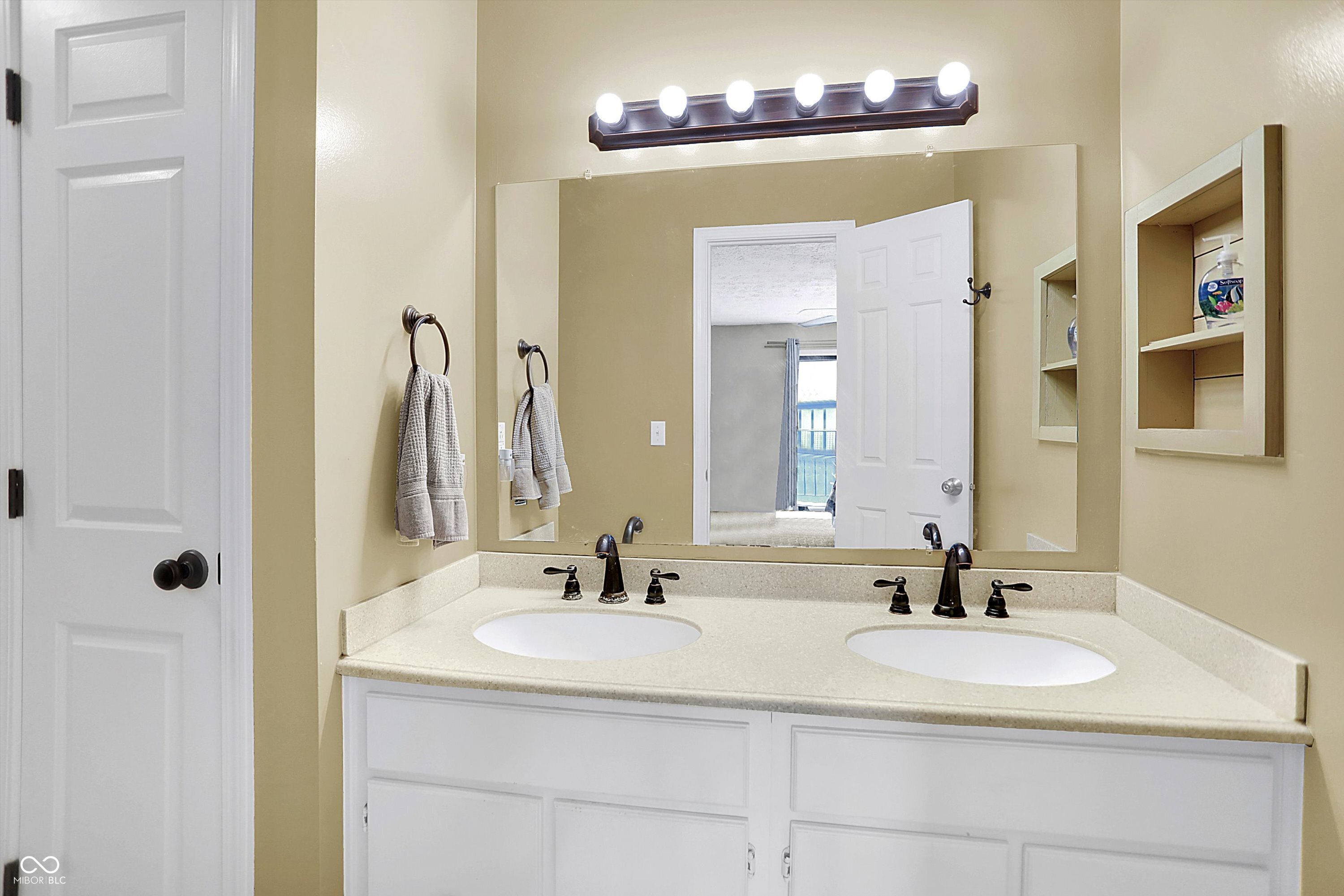 324 East 7th Street Indianapolis, IN 46202 - Photo 20 of 27