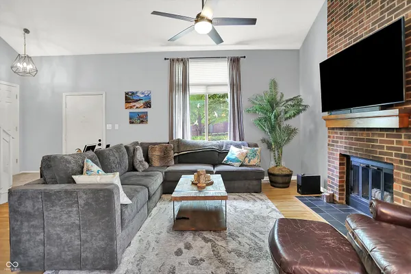 $344,000 | 324 East 7th Street, Indianapolis, IN 46202