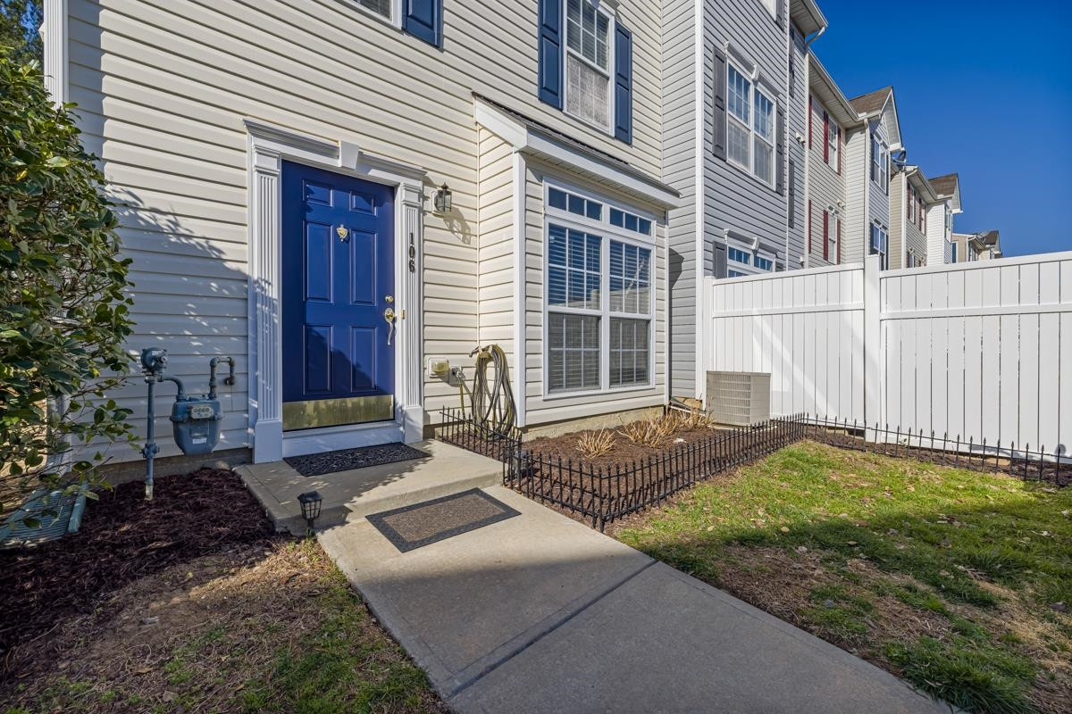 8610 Neuse Landing Lane, Unit 106 Raleigh, NC 27616 - Photo 3 of 28 Photo 3