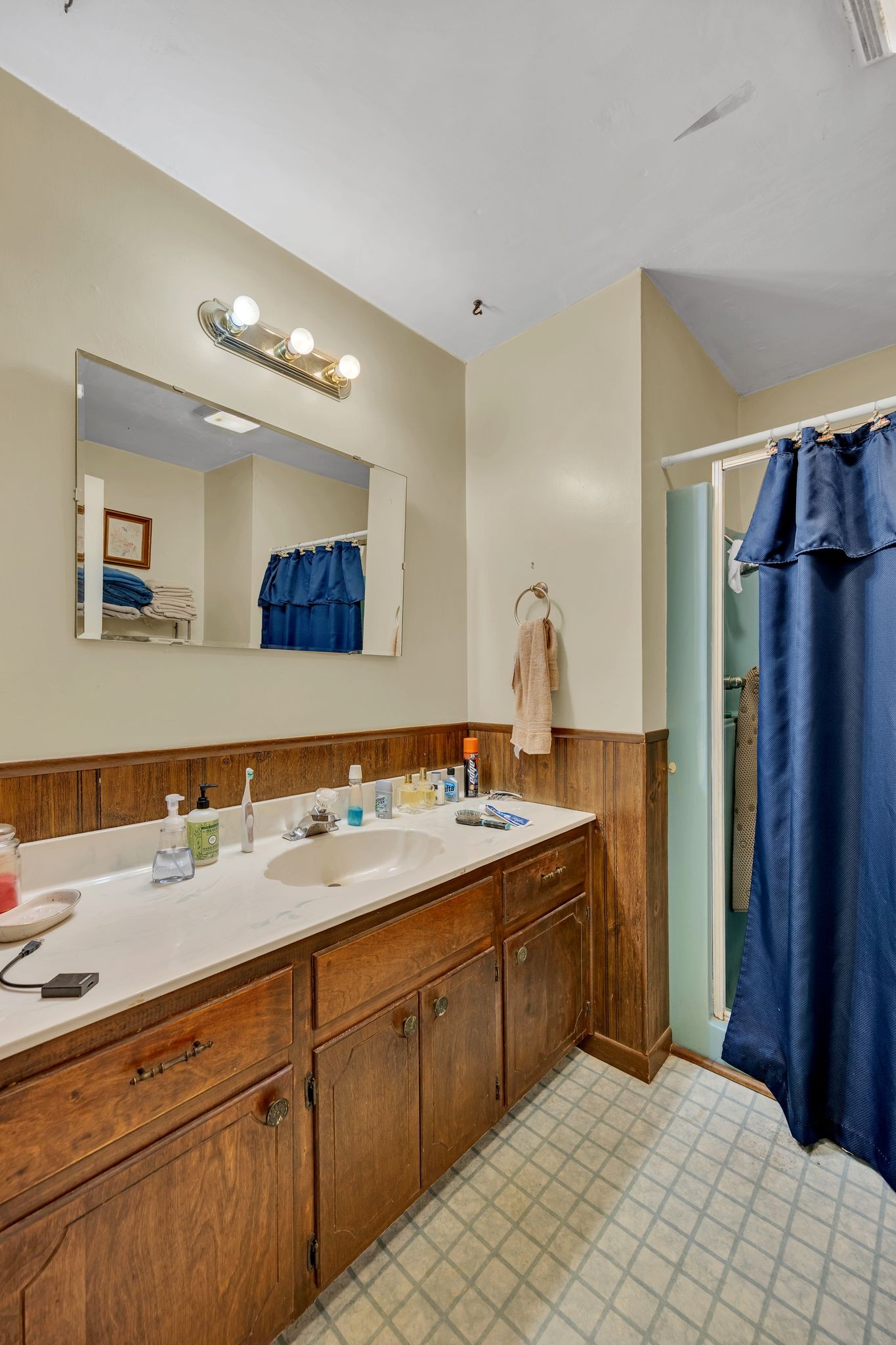 1889 Hinson Springs Road Lobelville, TN 37097 - Photo 19 of 39