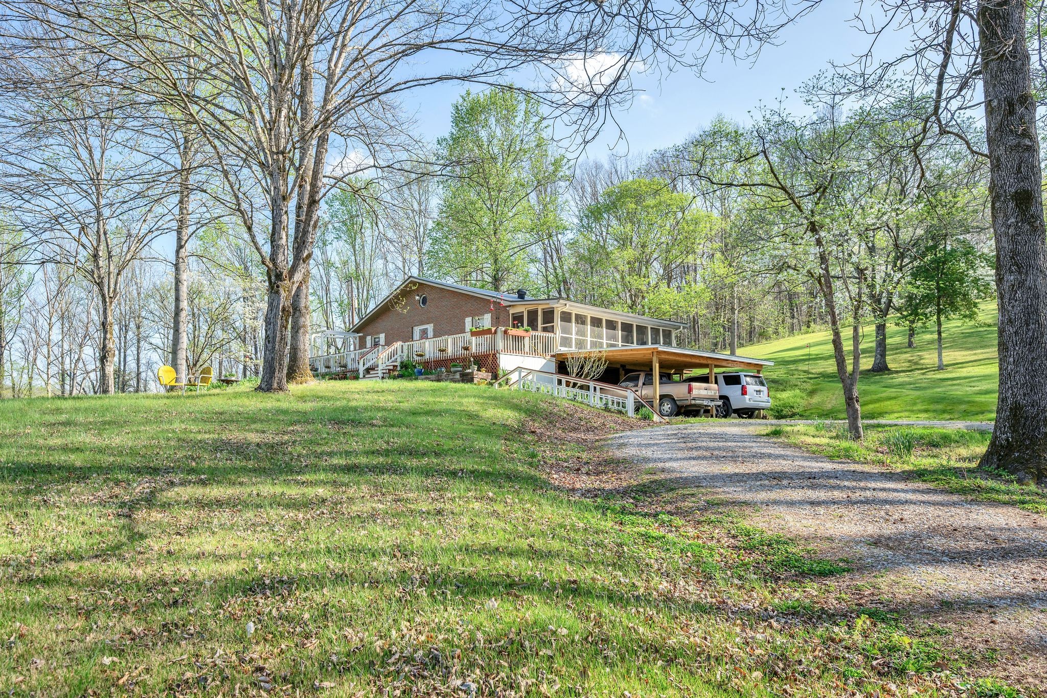 1889 Hinson Springs Road Lobelville, TN 37097 - Photo 2 of 39