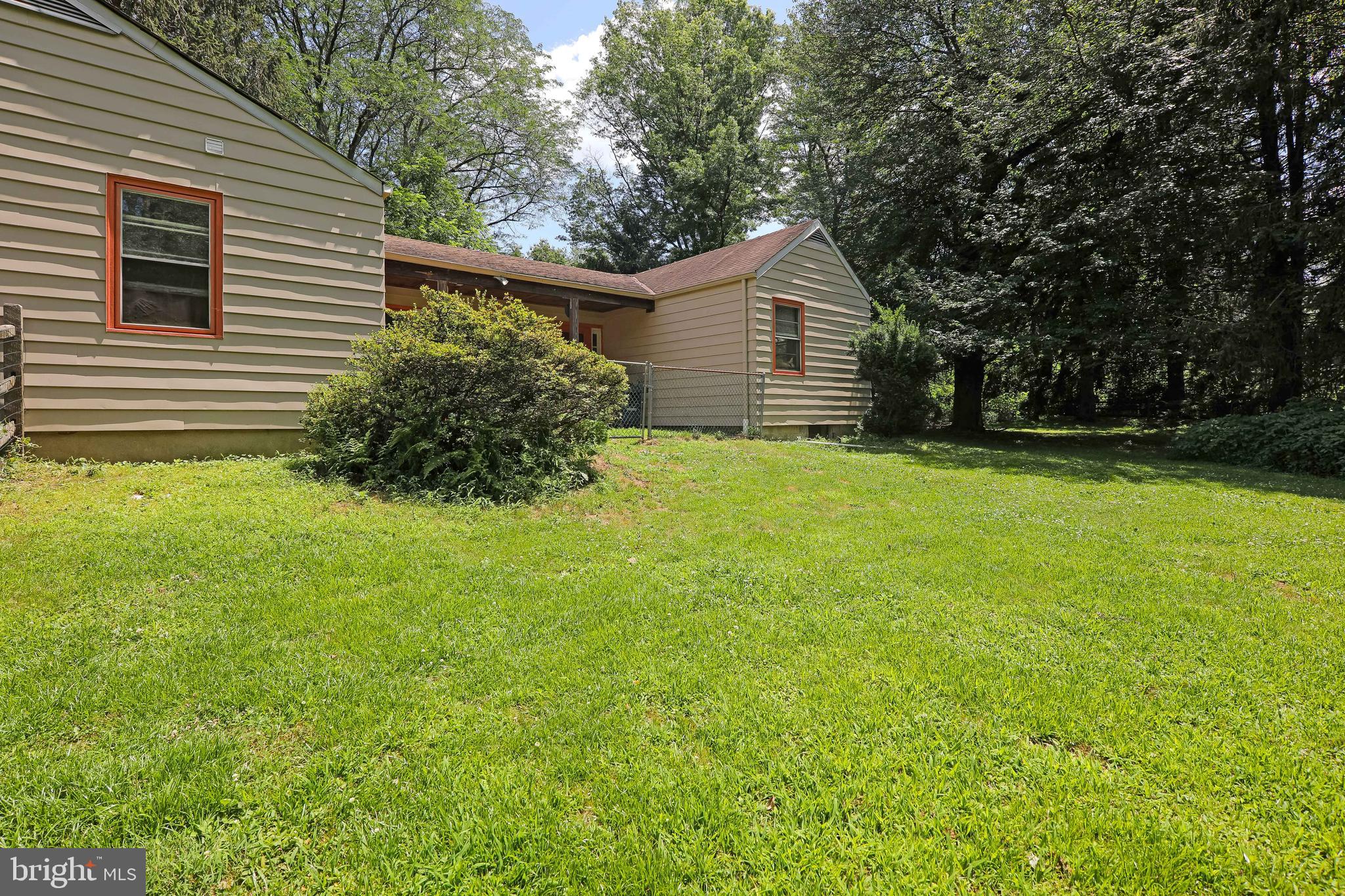 1358 Byberry Road Huntingdon Valley, PA 19006 - Photo 4 of 31 Gallery Image 4