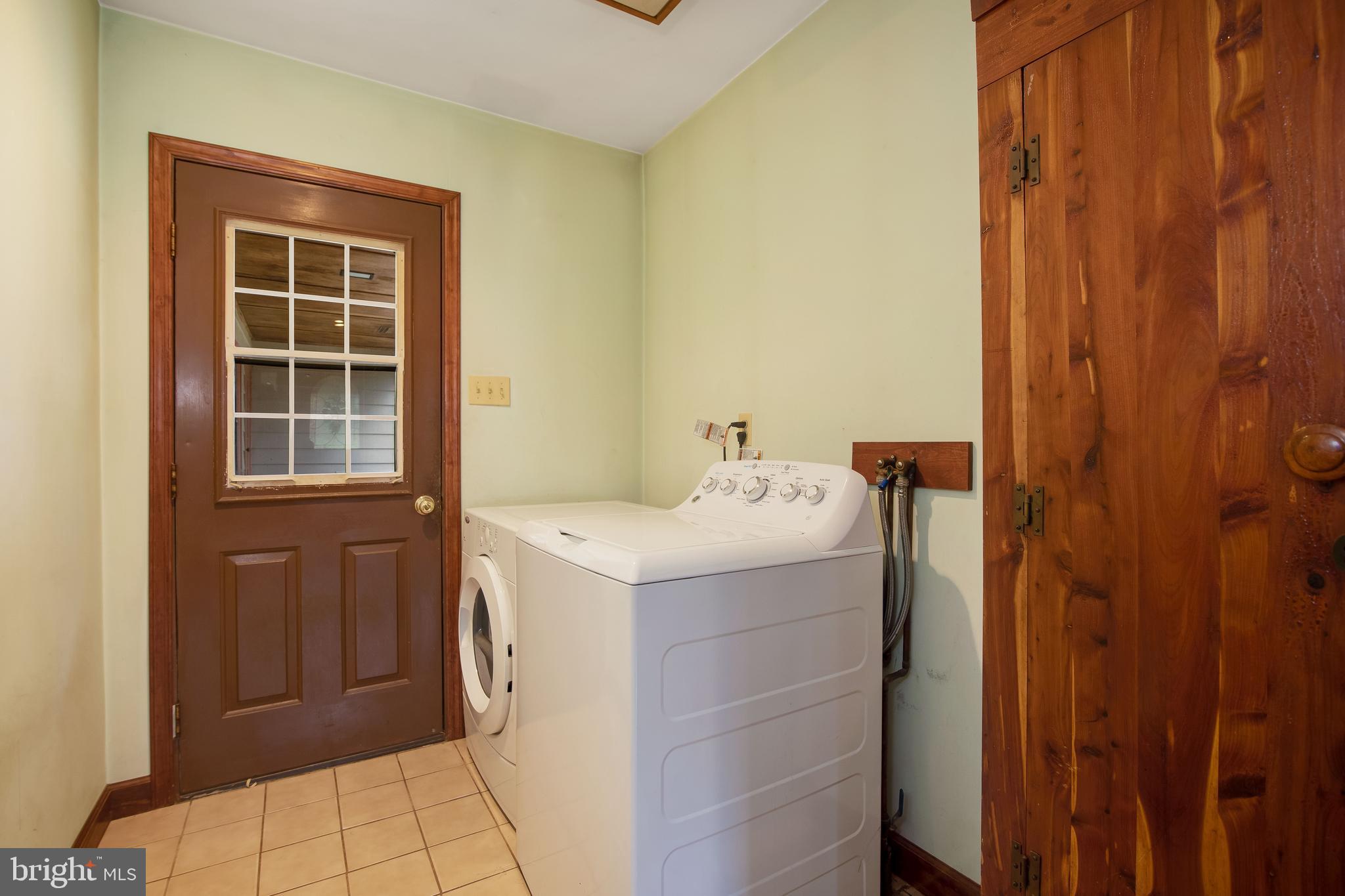 1358 Byberry Road Huntingdon Valley, PA 19006 - Photo 6 of 31 Gallery Image 6