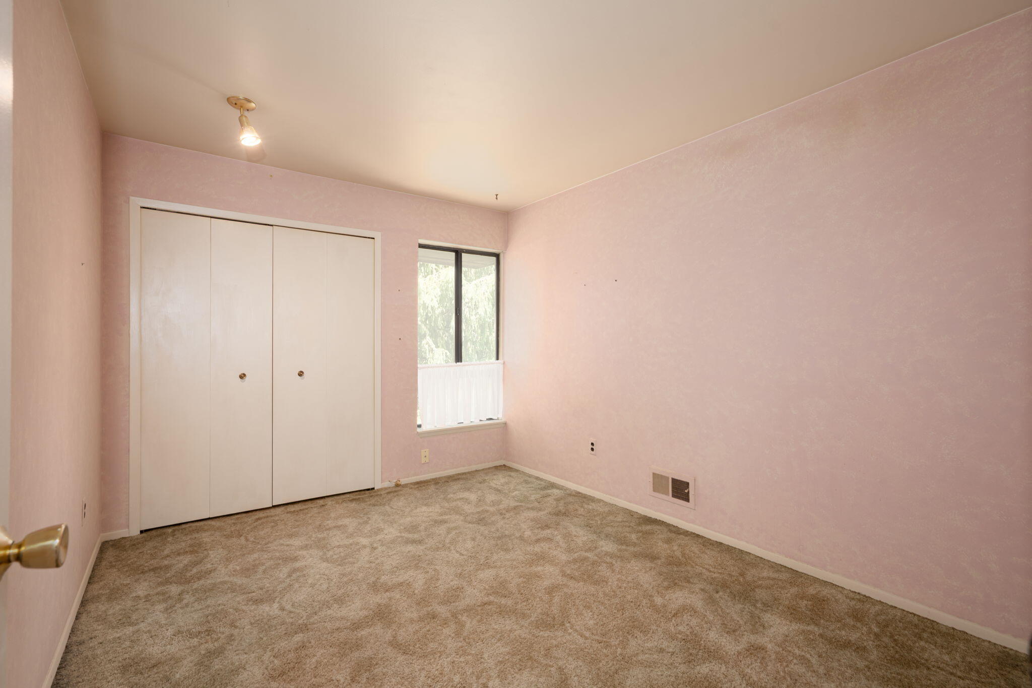 669 Oakbrook West Rochester Hills, MI 48307 - Photo 17 of 26 28-web-or-mls-interiors-21
