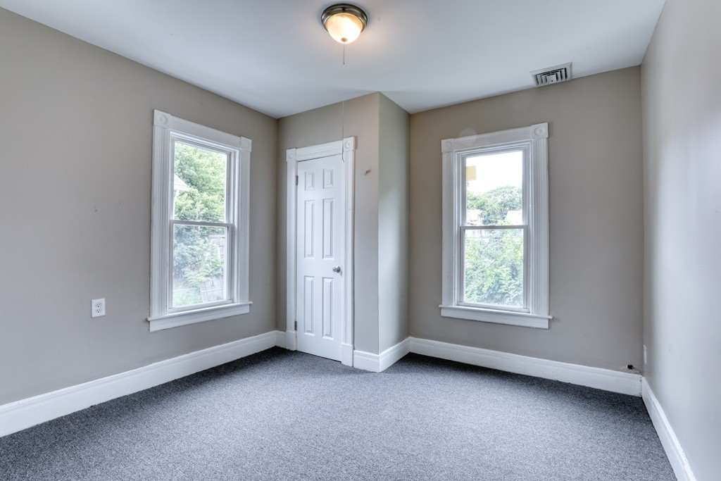 24 Webster Street Springfield, MA 01104 - Photo 16 of 19 Gallery Image 16
