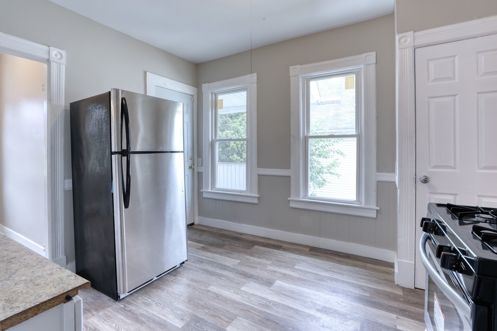24 Webster Street Springfield, MA 01104 - Photo 3 of 19 Gallery Image 3