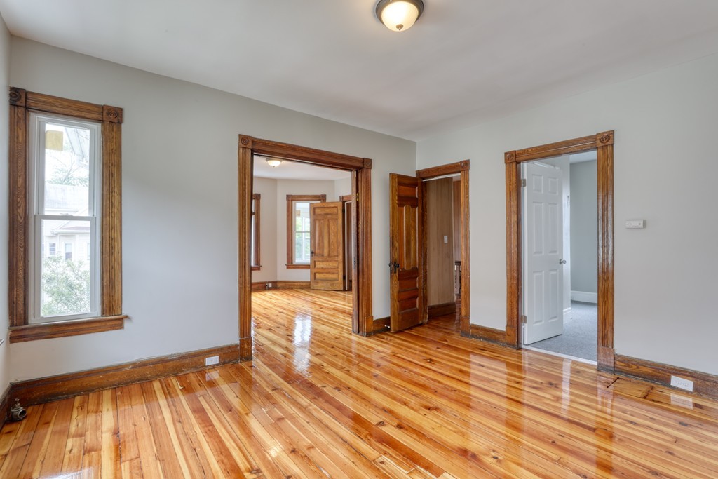 24 Webster Street Springfield, MA 01104 - Photo 9 of 19 Gallery Image 9