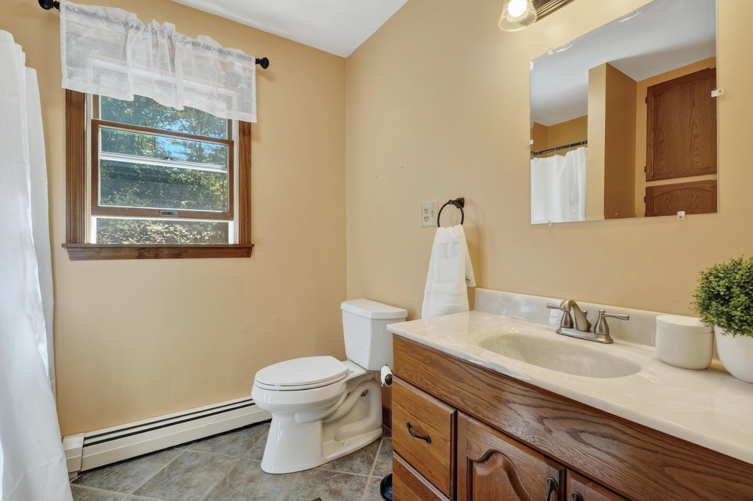 164 Indian Road Wiscasset, ME 04578 - Photo 26 of 40 24_164indian-18