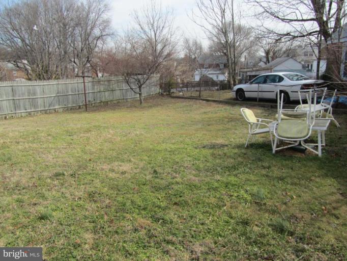 5901 Chillumgate Road Hyattsville, MD 20782 - Photo 14 of 14 Back yard