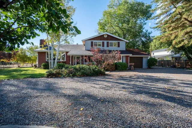 $1,200,000 | 3587 G Road, Palisade, CO 81526