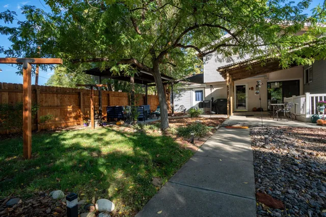 $1,200,000 | 3587 G Road, Palisade, CO 81526