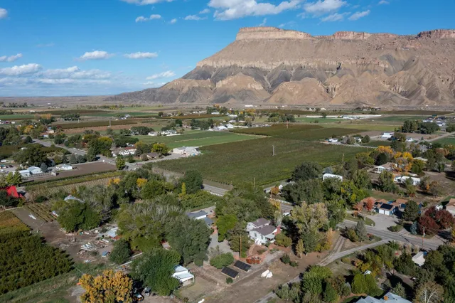 $1,200,000 | 3587 G Road, Palisade, CO 81526